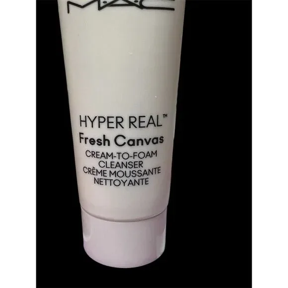 MAC Hyper Real Fresh Canvas Cleanser 1.0 fl oz - Picture 5 of 6